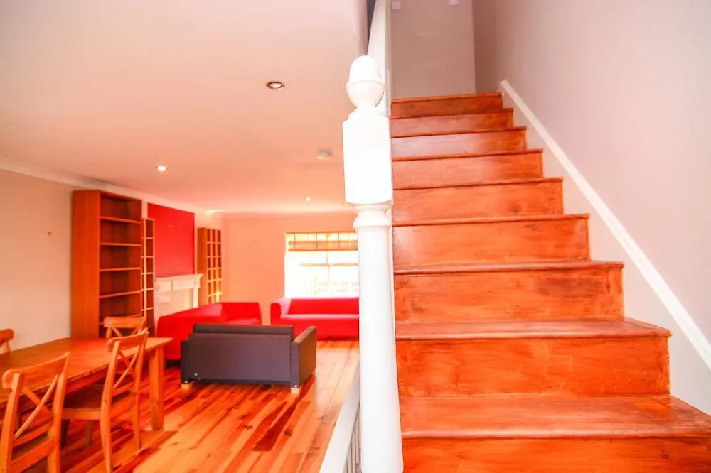 *** Hotel Apartment Wharf - Holiday Home London United Kingdom